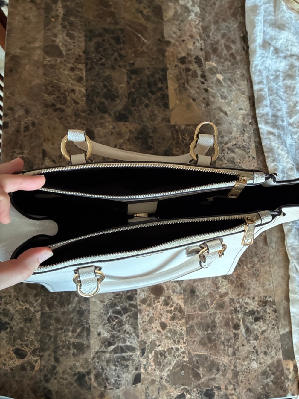 White Coach leather purse (Crosby Carryall?) - Picture 6 of 14